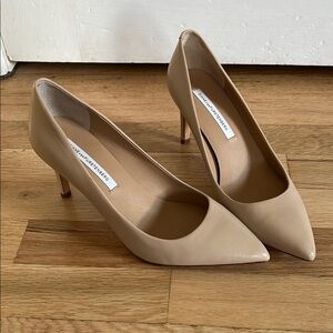 Diane Von Furstenberg Beige Heels